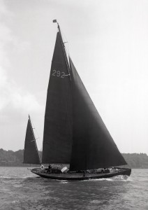 1947 Beken Cowes to Cherbourg 26513-web-hi-res